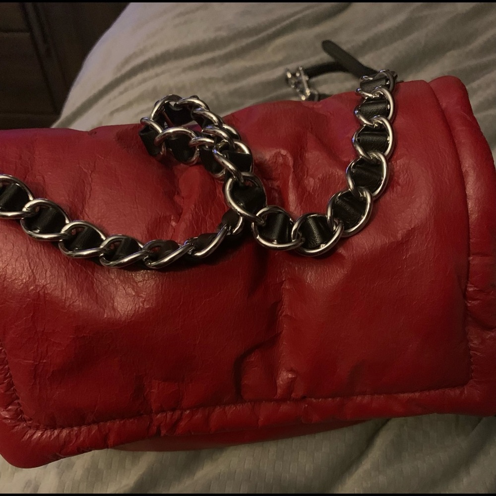 Red The Marc Jacobs pillow shoulder/crossbody handbag